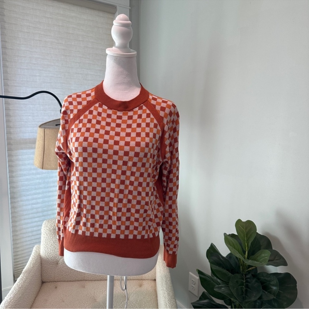 Chic Orange Checkered Women's  Cropped Sweater